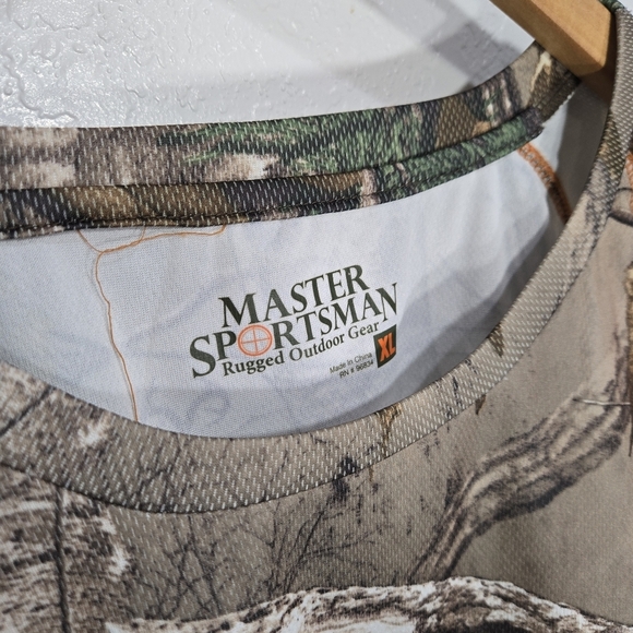 Master Sportsman XL Rugged Outdoor Gear Realtree Camouflage Shirt - Picture 3 of 4